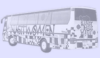 Alternativ Bus Reisen - die mit den bunten Bussen // unser langjähriger Partner (Tourbus "Hundertwasser")